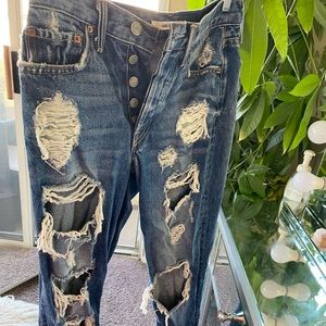 Ripped Karolina Jeans GRLFRND